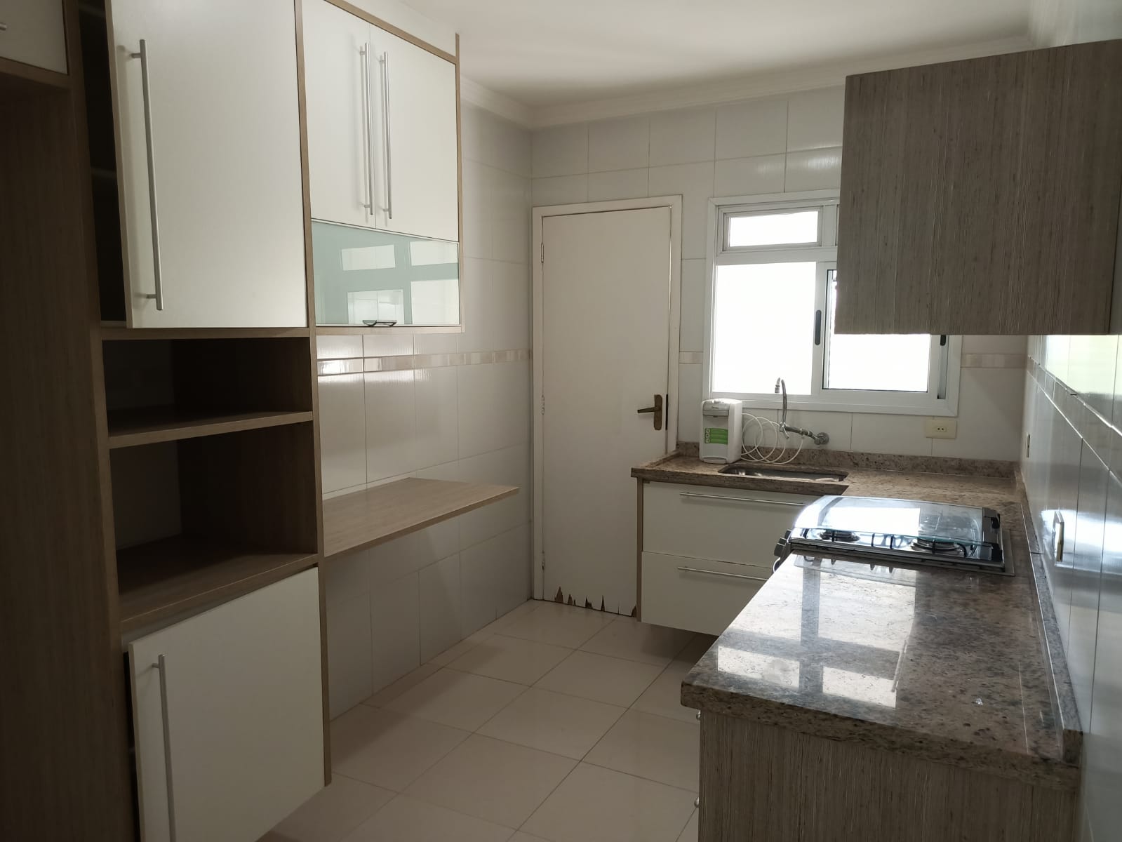 Apartamento para venda ou  locação localizado no bairro Jordanopolis no condominio Altos de Aruja