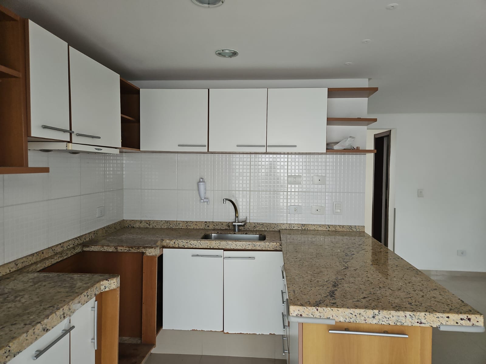 Casa para locação localizada no bairro Fontes  em Arujá-SP!