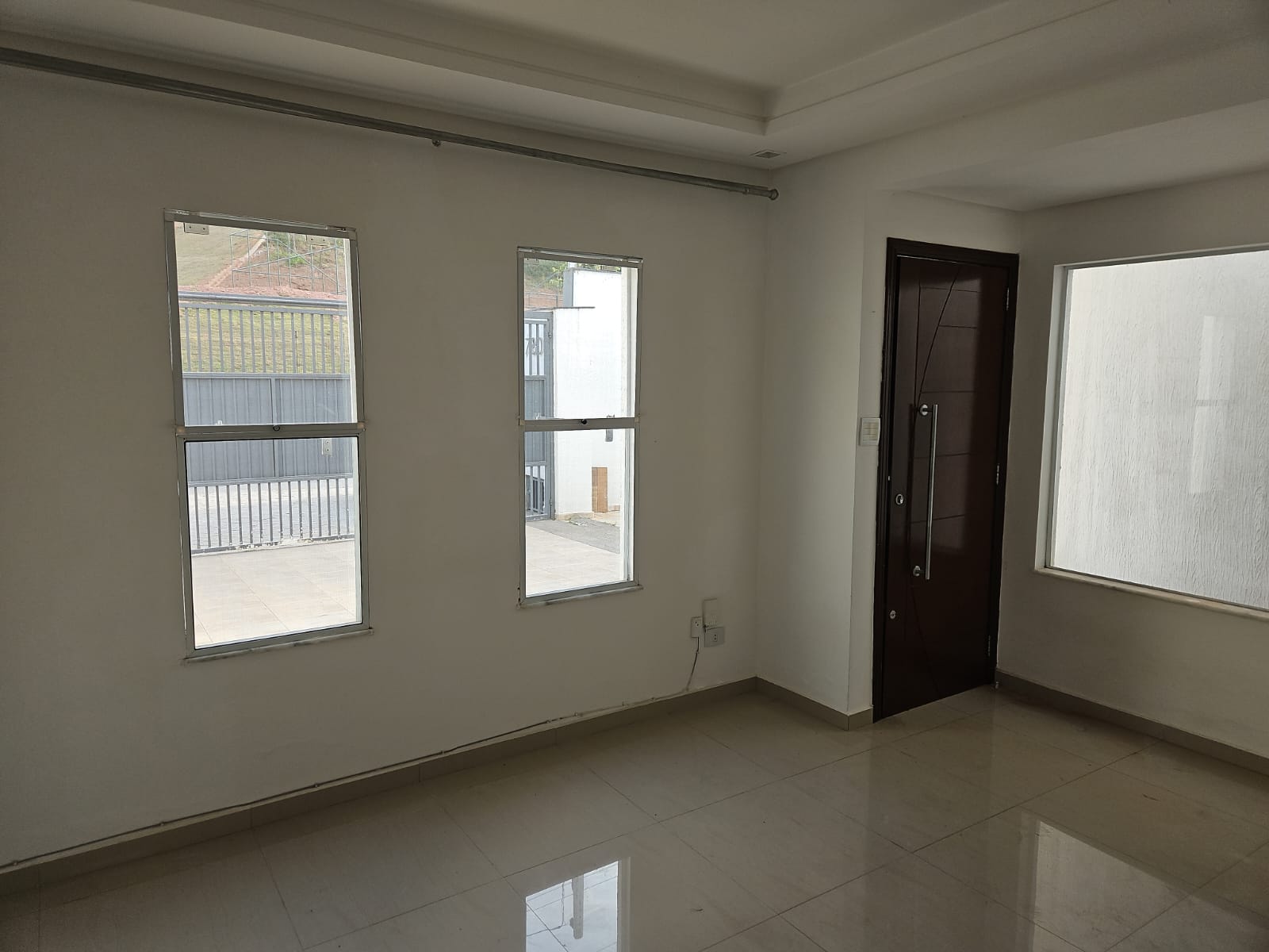 Casa para locação localizada no bairro Fontes  em Arujá-SP!