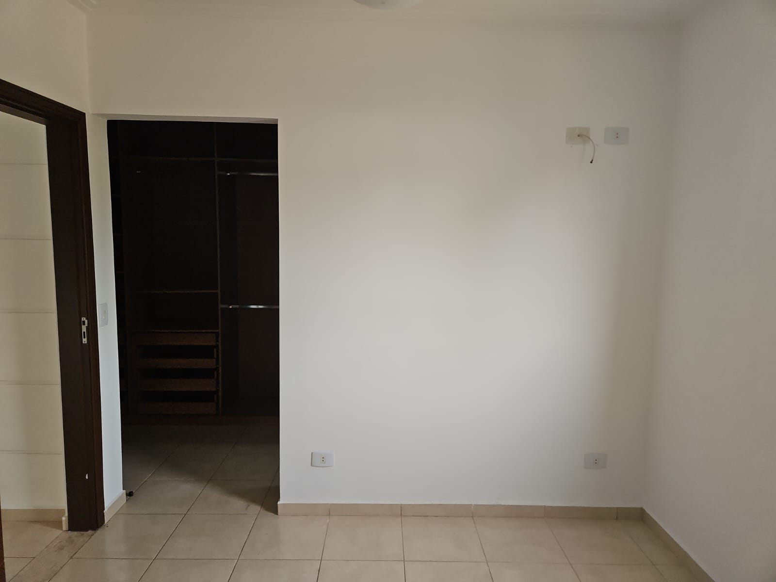Casa para locação localizada no bairro Fontes  em Arujá-SP!