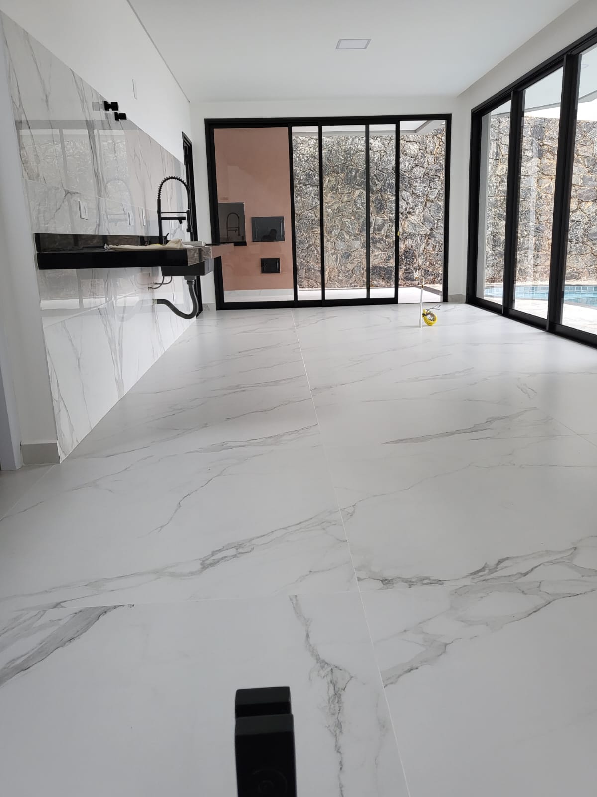 Casa a venda ou locação localizada no Condomínio Arujá Hills III em Arujá - SP!