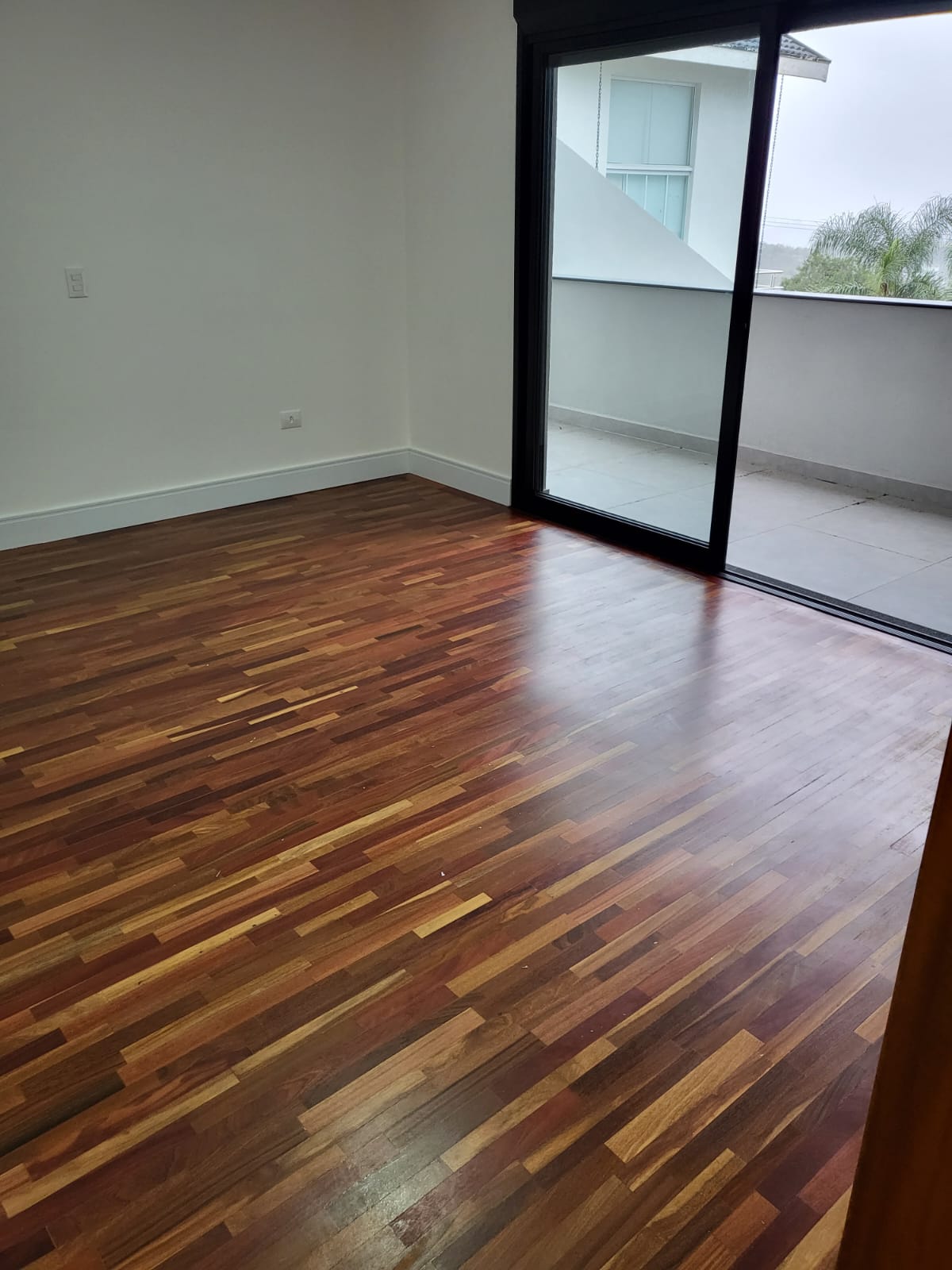 Casa a venda ou locação localizada no Condomínio Arujá Hills III em Arujá - SP!