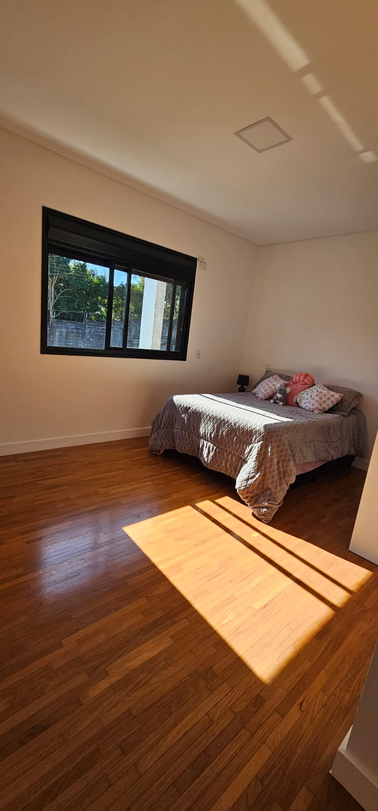 Casa a venda localizada no condomínio Arujá Hills III em Arujá - SP!