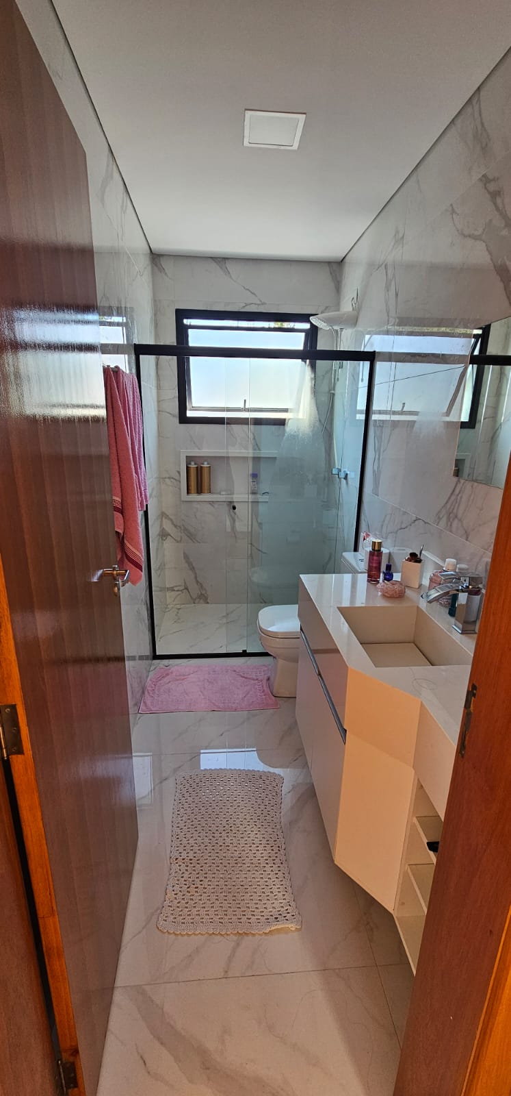 Casa a venda localizada no condomínio Arujá Hills III em Arujá - SP!