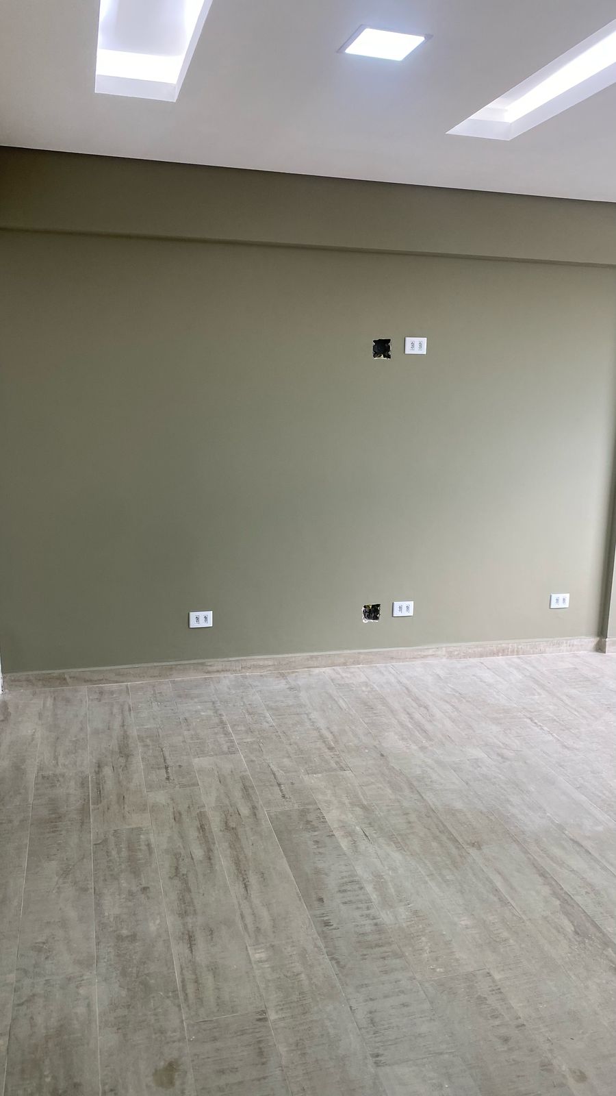 Sala comerciai localizada no Edifício Fatto em Arujá-SP