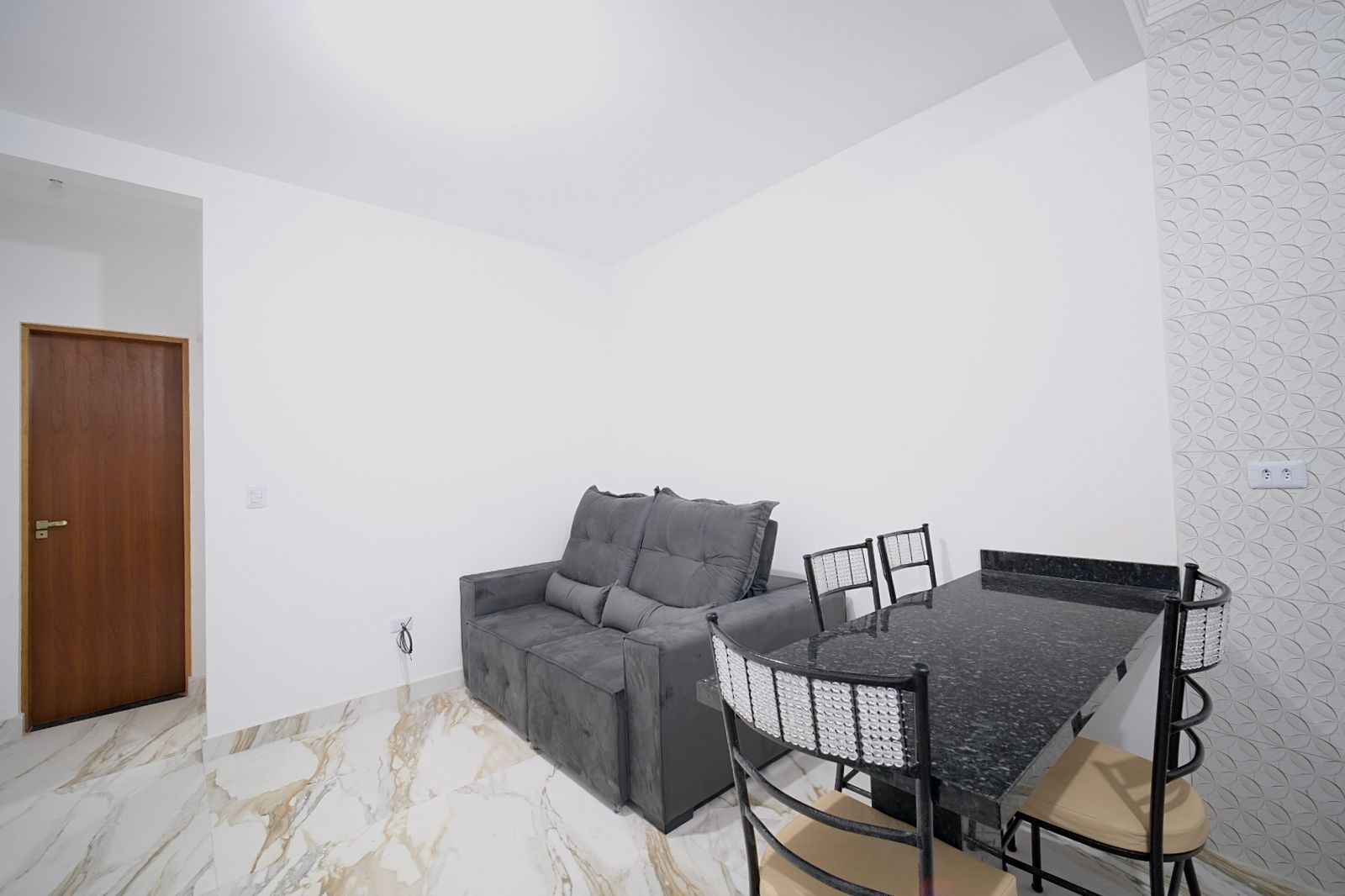 Studio mobiliado com 1 quarto e 1 banheiro para locação, 44m2 - Mirante - Arujá-SP