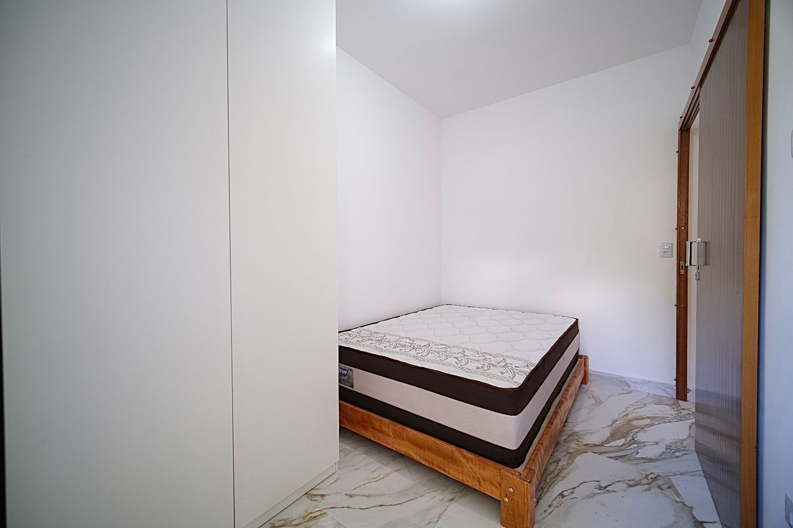 Studio mobiliado com 1 quarto e 1 banheiro para locação, 44m2 - Mirante - Arujá-SP