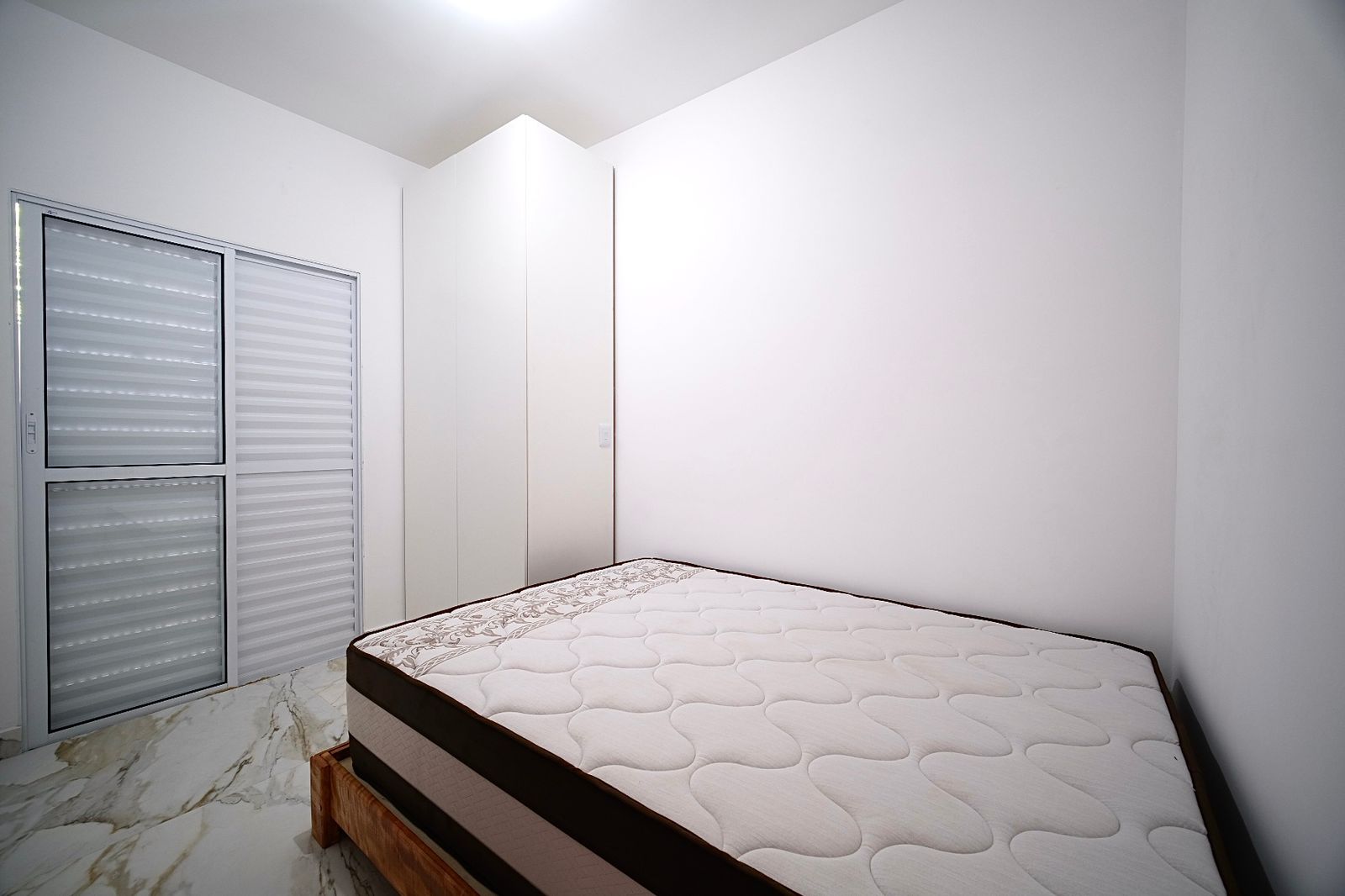 Studio mobiliado com 1 quarto e 1 banheiro para locação, 44m2 - Mirante - Arujá-SP