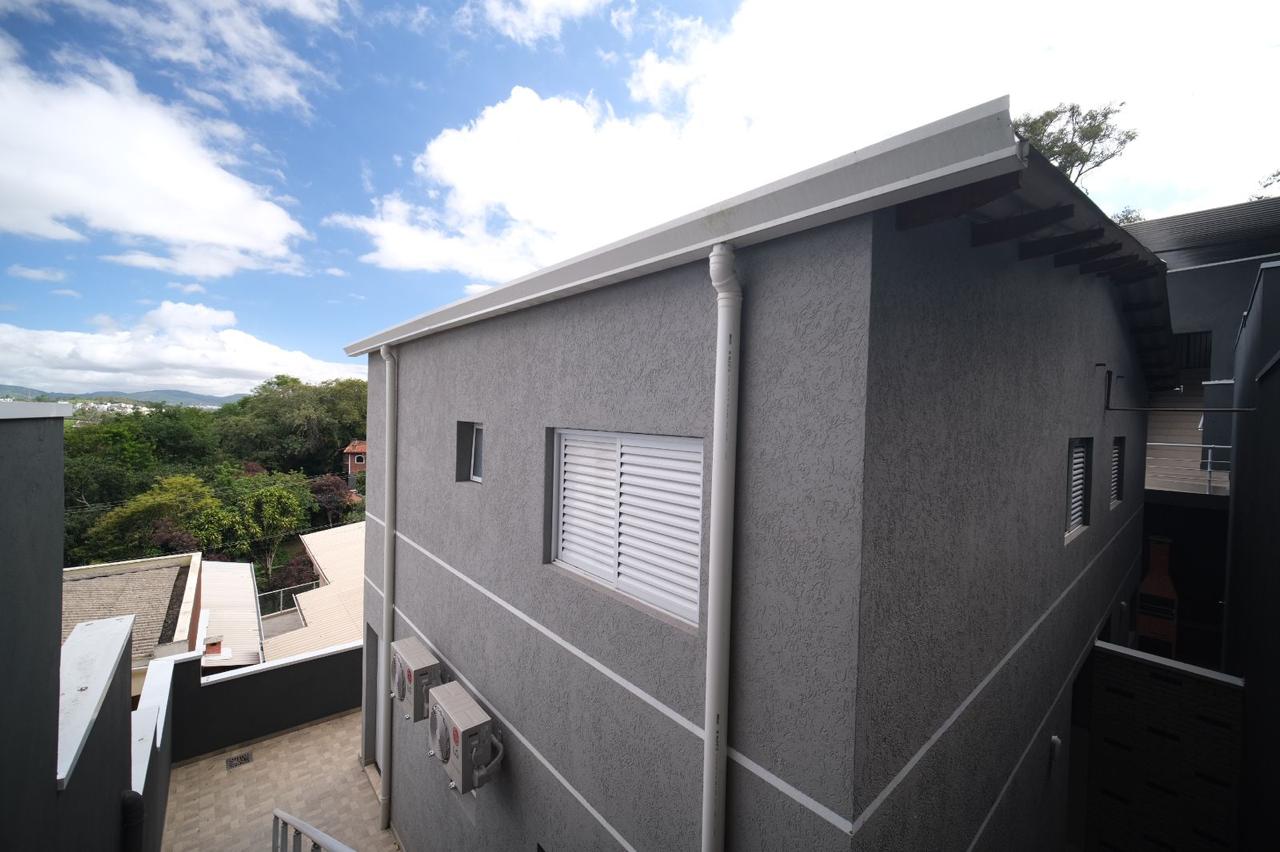 Casa para locação com 3 quartos, 2 banheiros - 120m2 - Mirante - Arujá-SP