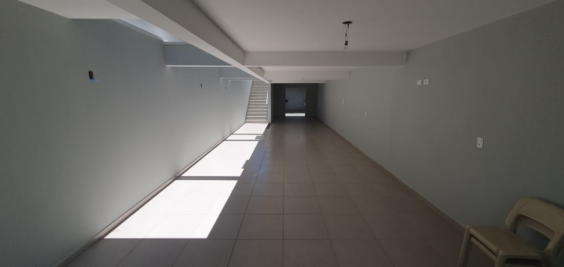 Casa à Venda em Arujá - Jardim São José -  3 Quartos, 1 Suíte, 5 Vagas