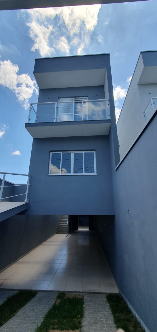 Casa à Venda em Arujá - Jardim São José -  3 Quartos, 1 Suíte, 5 Vagas