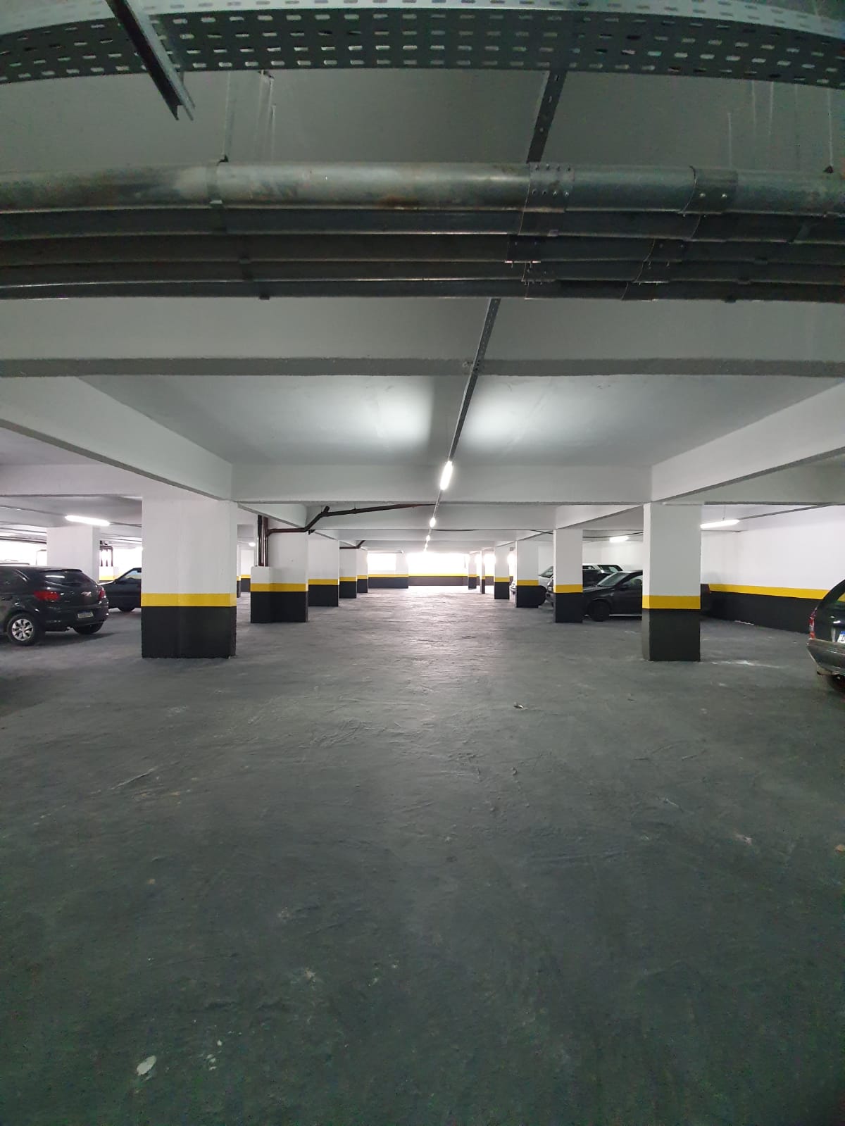 Sala comercial com 1 sala e 1 banheiro, 39m2 a venda ou locação, Jordanopolis - Arujá-SP