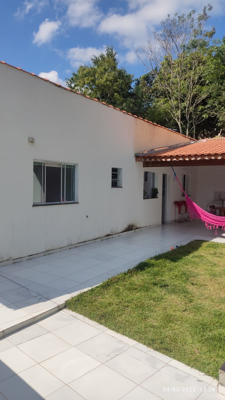 Casa a venda localizada no bairro Retiro em Arujá-SP!