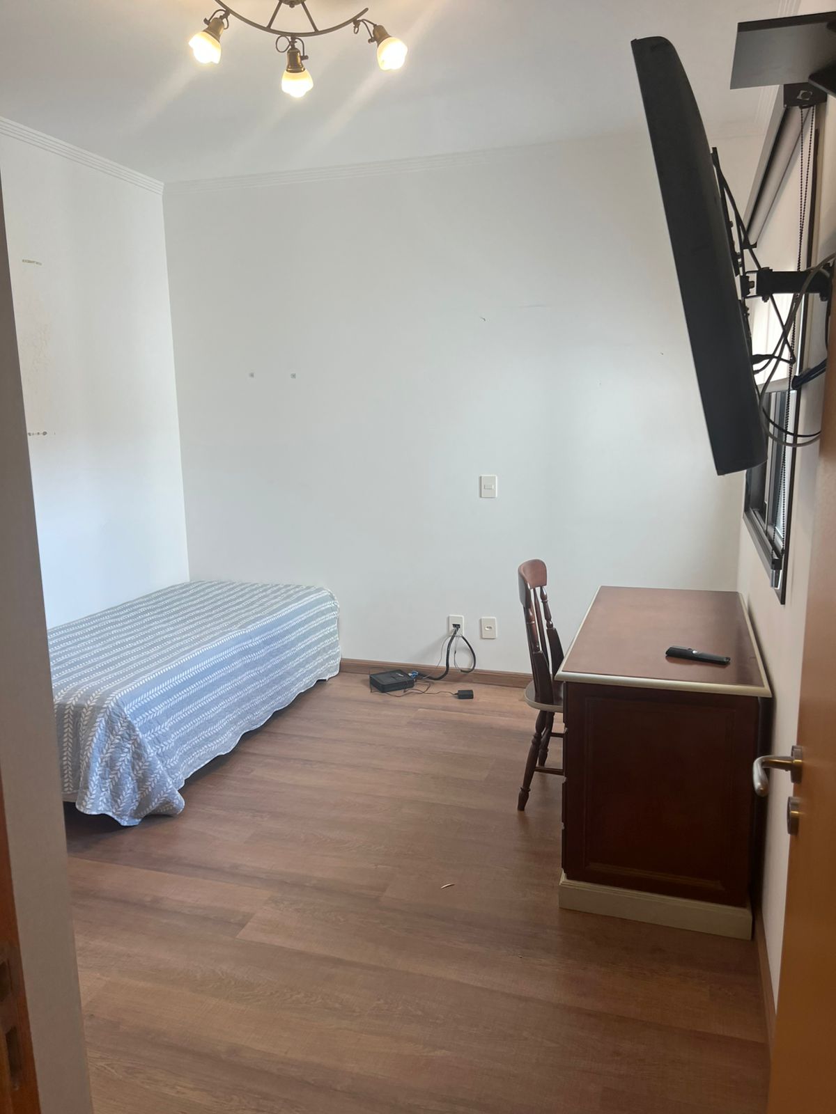 Apartamento com 3 suites e 4 banheiros, para venda ou locação - Caputera - Arujá-SP