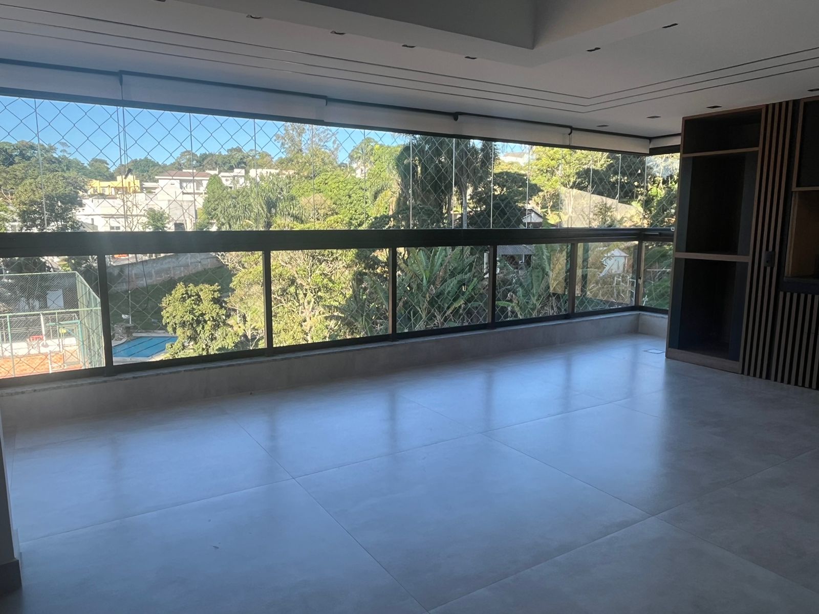 Apartamento com 3 suites e 4 banheiros, para venda ou locação - Caputera - Arujá-SP