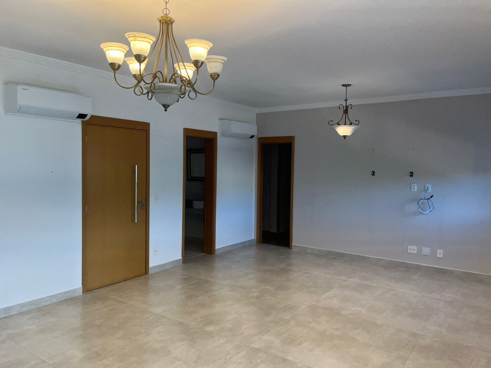 Apartamento com 3 suites e 4 banheiros, para venda ou locação - Caputera - Arujá-SP