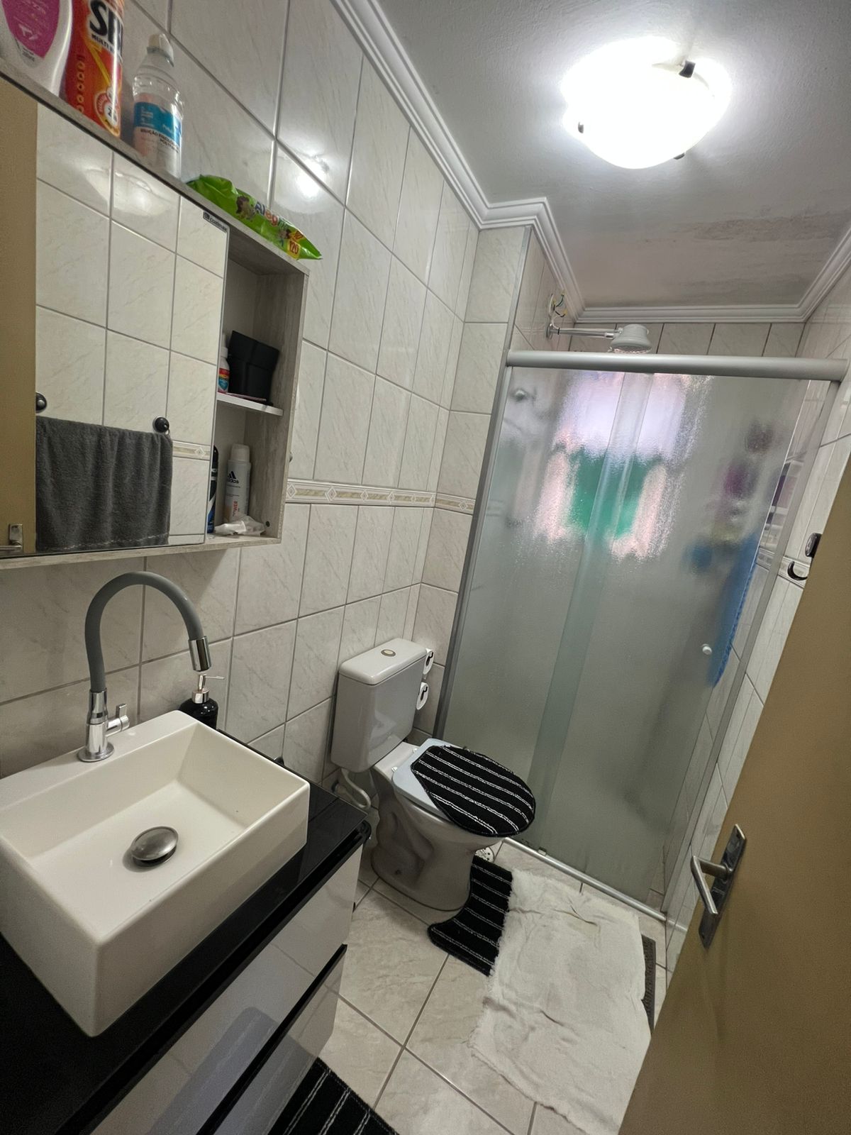 Apartamento com 2 quartos e 1 banheiro, a venda - Jardim Ikes - Itaquaquecetuba-SP