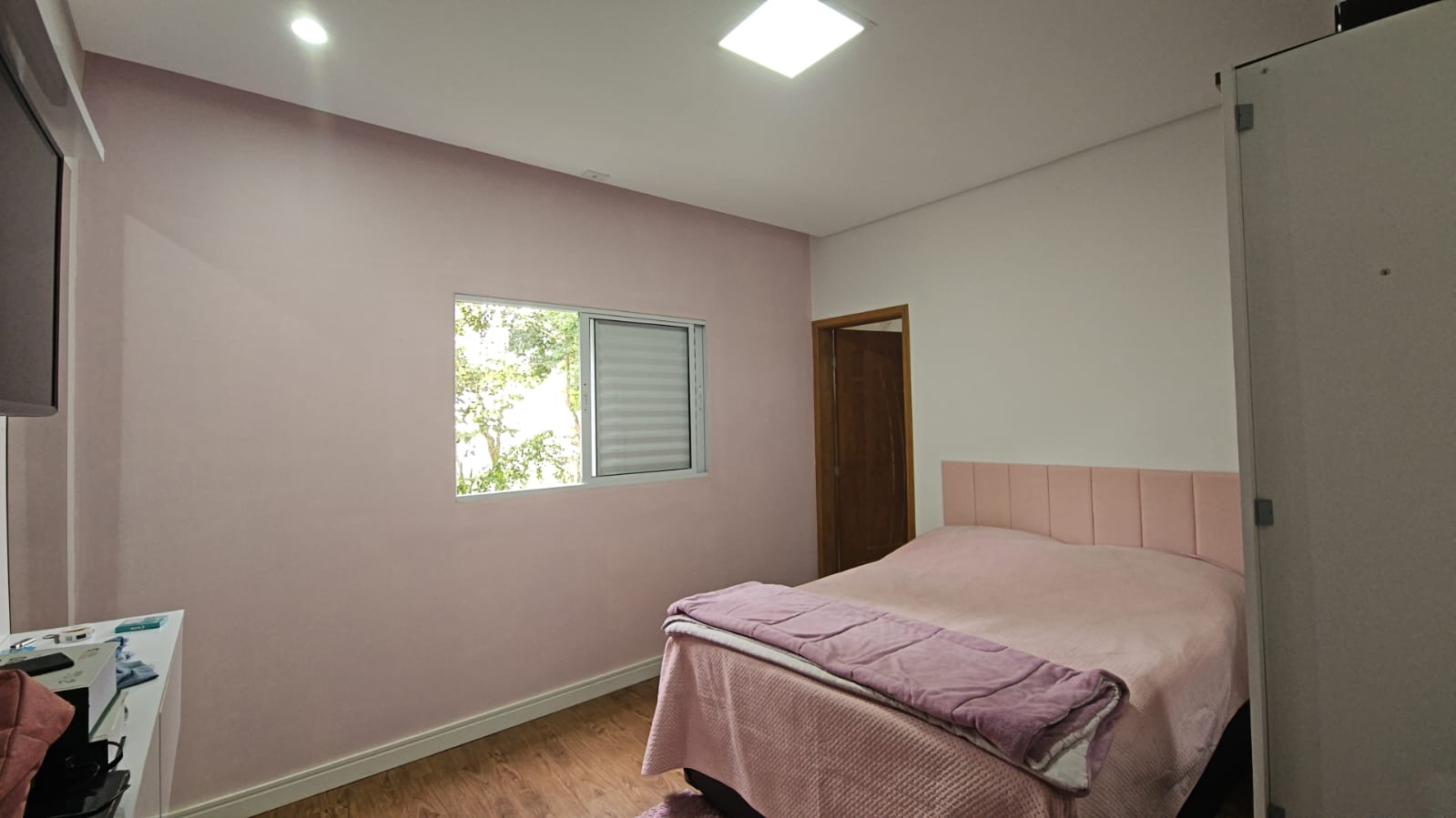 Casa a venda ou locação com 4 quartos e 6 banheiros a venda, 400m2 - Condomínio Hills III em Arujá-SP