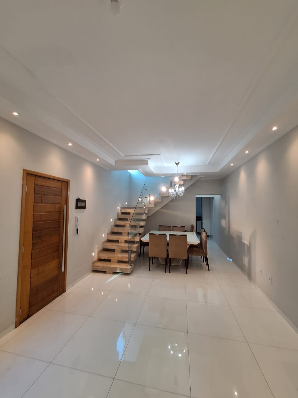 Casa com 3 quartos e 2 banheiros, 160m2 - Vila Riman - Arujá-SP