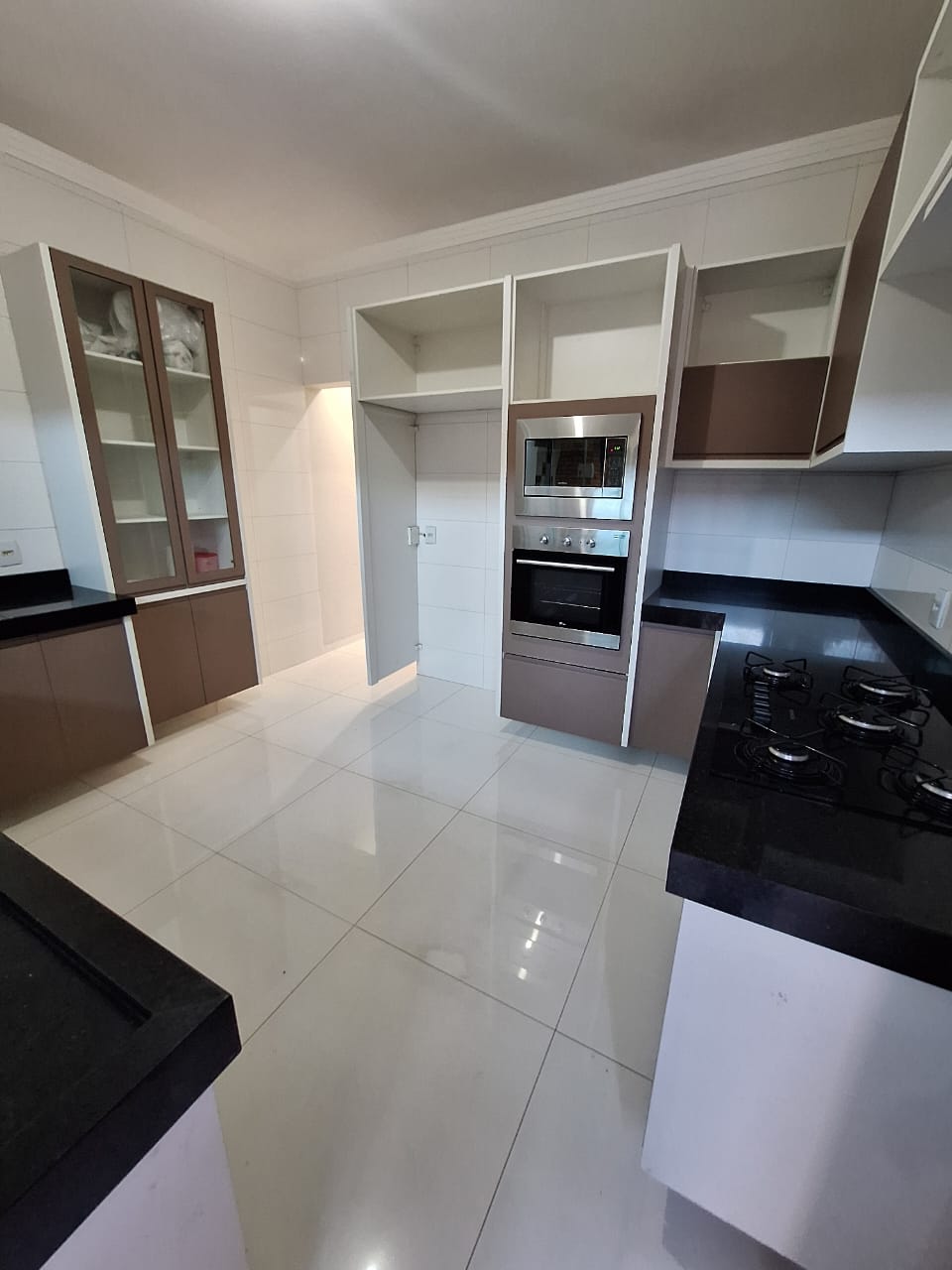 Casa com 3 quartos e 2 banheiros, 160m2 - Vila Riman - Arujá-SP
