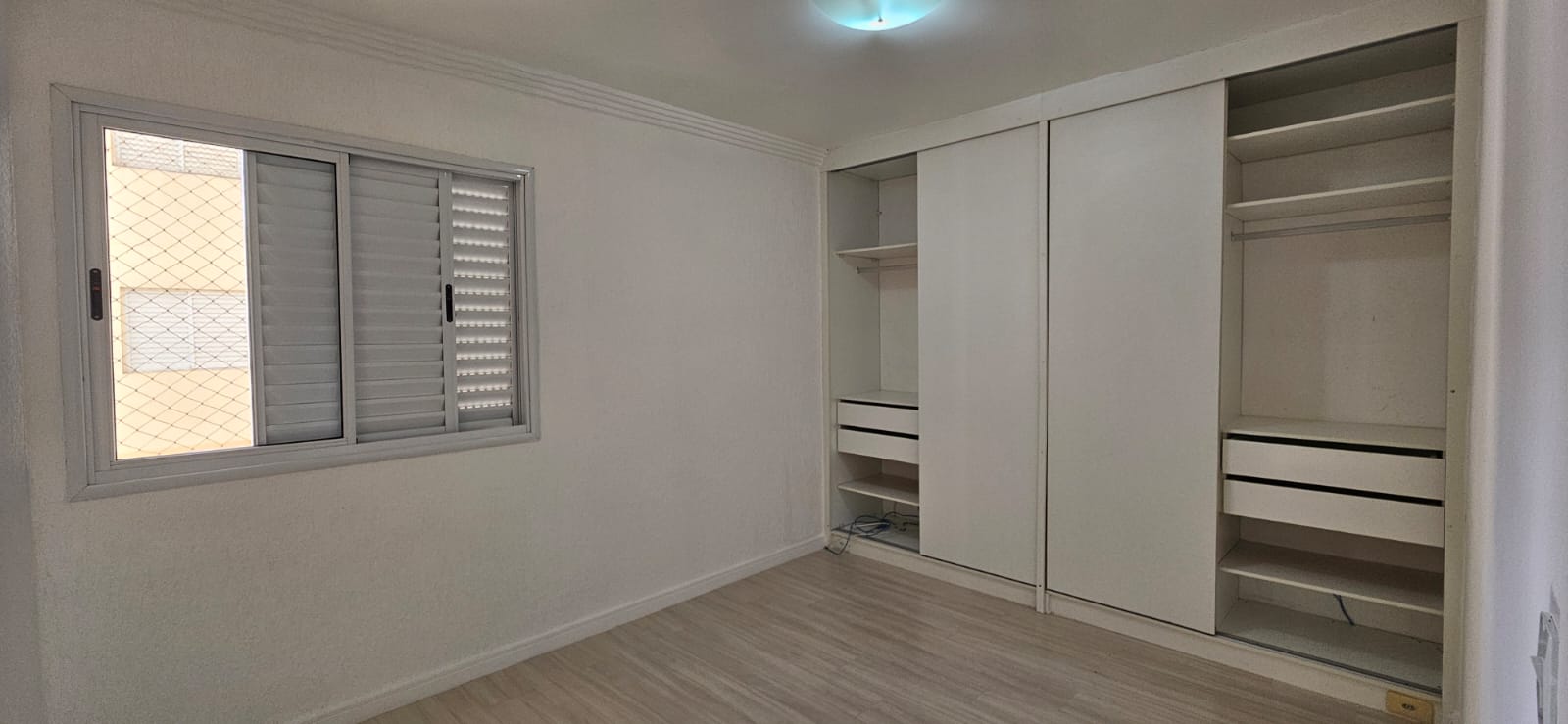 Apartamento para locação com 3 quartos e 2 banheiros, 98m2  Jordanopolis - Arujá-SP