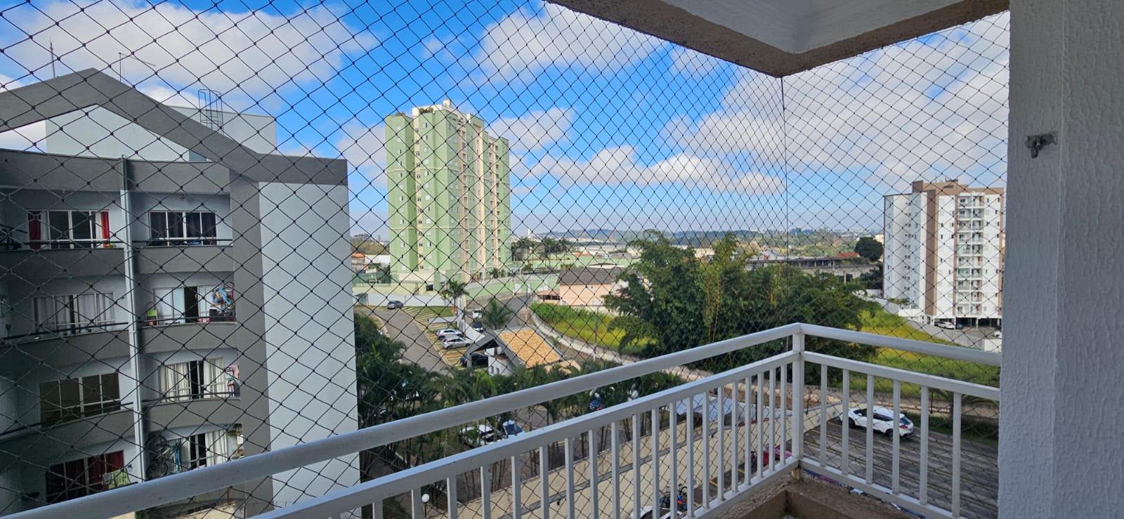 Apartamento para locação com 3 quartos e 2 banheiros, 98m2  Jordanopolis - Arujá-SP
