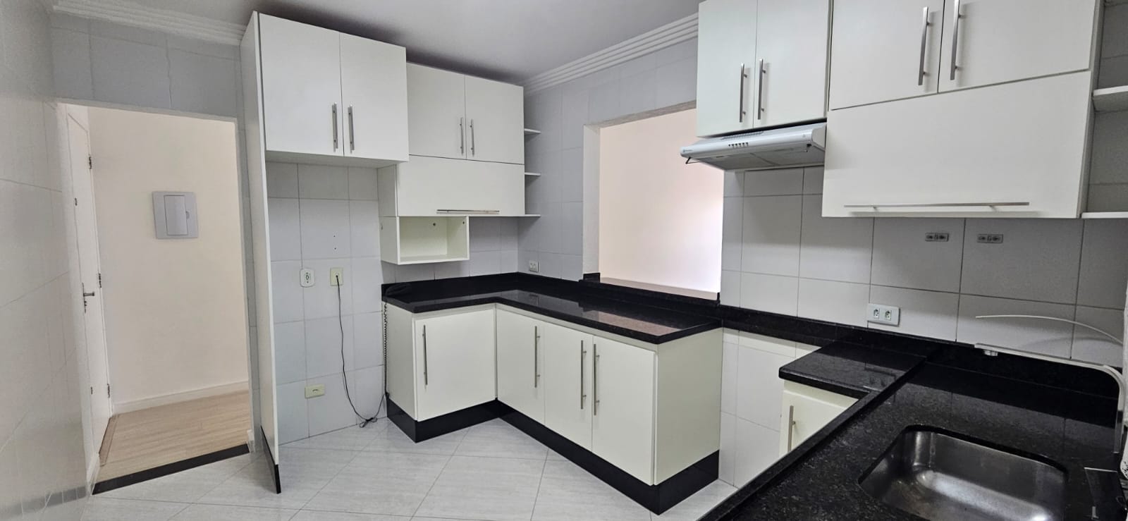 Apartamento para locação com 3 quartos e 2 banheiros, 98m2  Jordanopolis - Arujá-SP