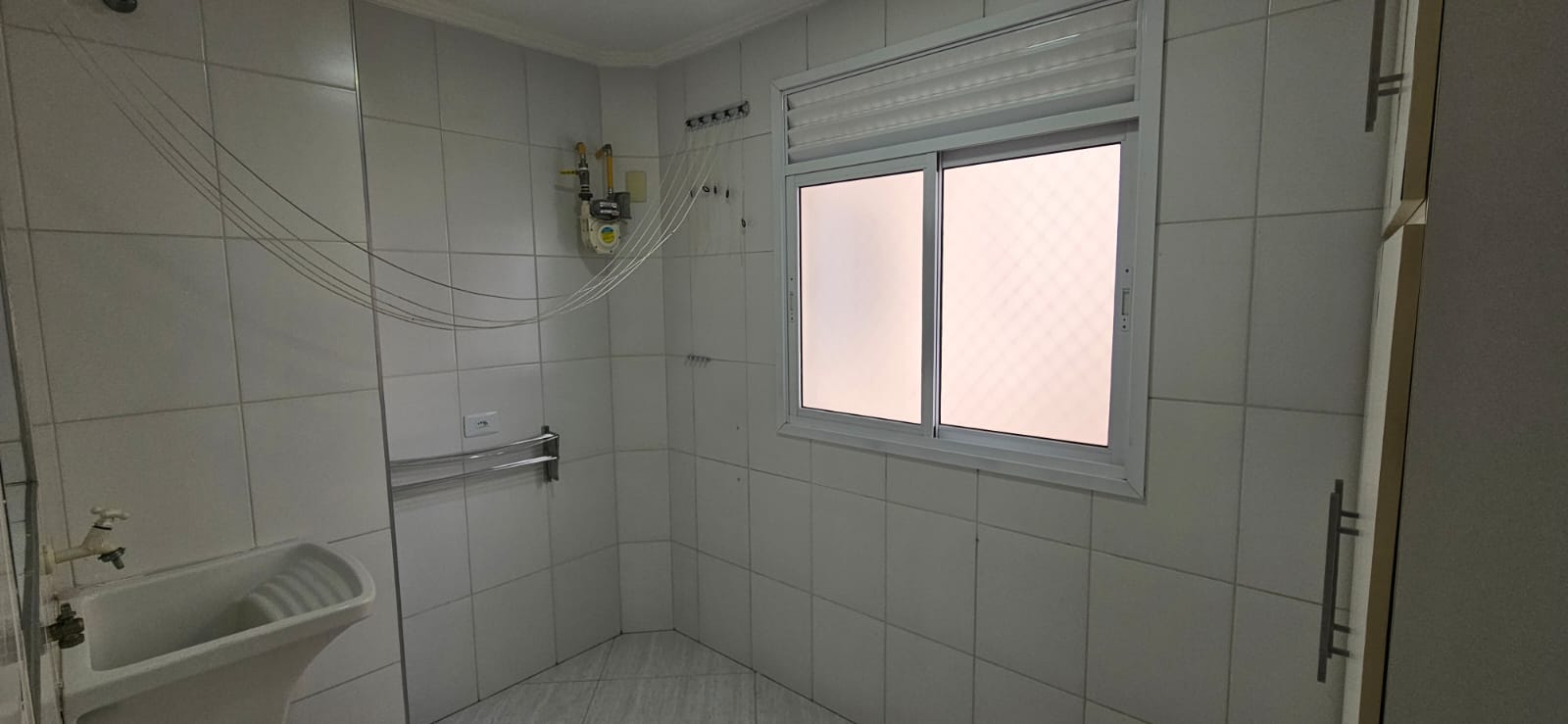Apartamento para locação com 3 quartos e 2 banheiros, 98m2  Jordanopolis - Arujá-SP