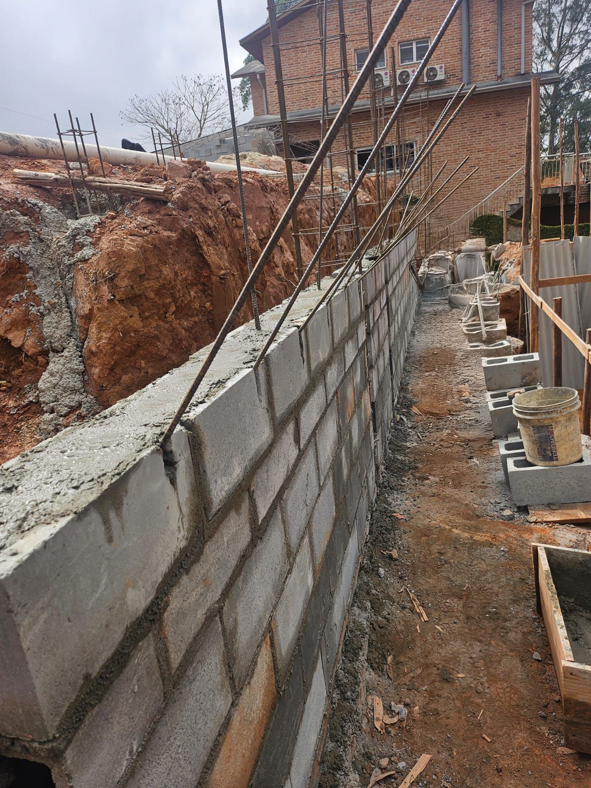 Terreno com 800m2 a venda no condominio Reserva Ibirapitanga em Santa Isabel-SP