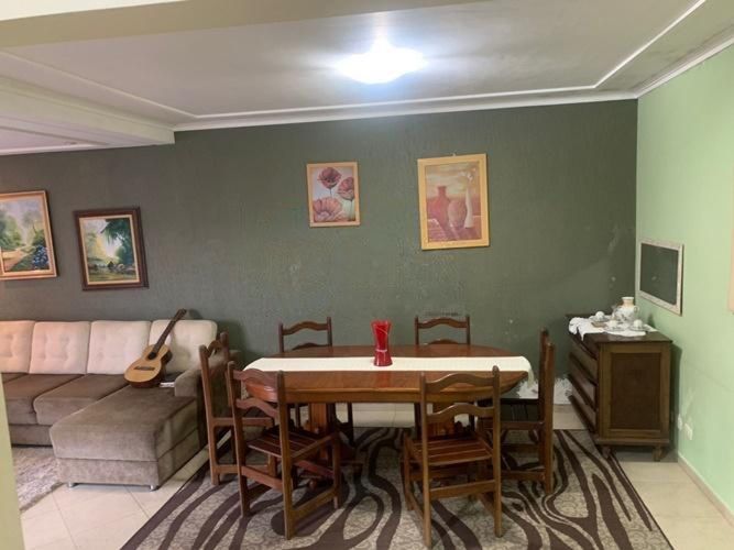 Casa a venda com 3 quartos e 4 banheiros, a venda 300m2  - Jardim fazenda Rincão - Arujá-SP