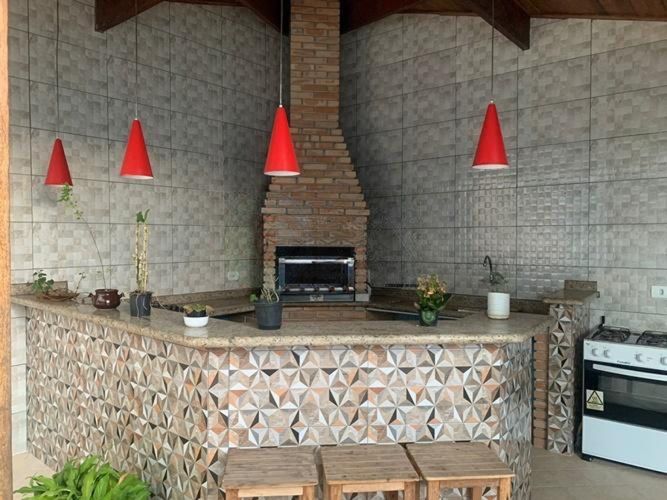 Casa a venda com 3 quartos e 4 banheiros, a venda 300m2  - Jardim fazenda Rincão - Arujá-SP