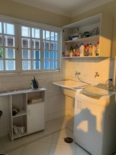 Casa a venda com 3 quartos e 4 banheiros, a venda 300m2  - Jardim fazenda Rincão - Arujá-SP