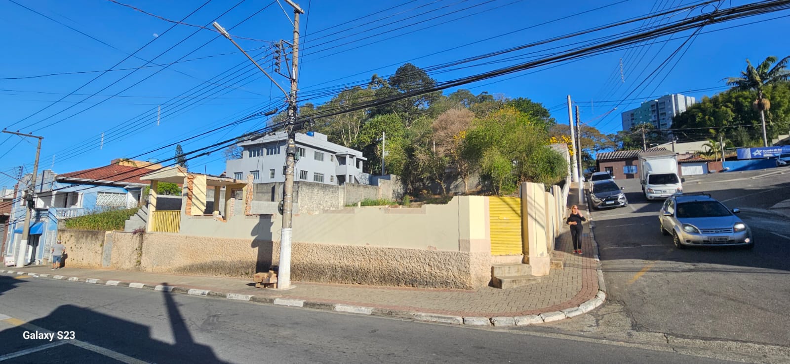 Terreno com 670m2, a venda - Centro - Arujá-SP.