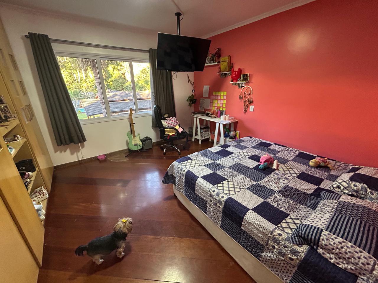 Casa com 5 quartos e 5 banheiros a venda, 550 m²Arujazinho I II e III em Arujá-SP