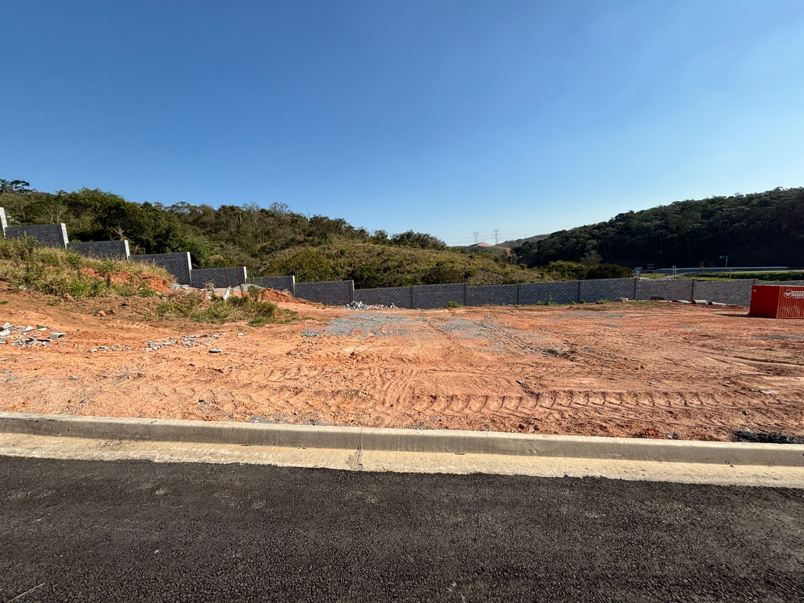 Terreno a venda com 250m2, Arujá Hills Premium - Arujá - SP!