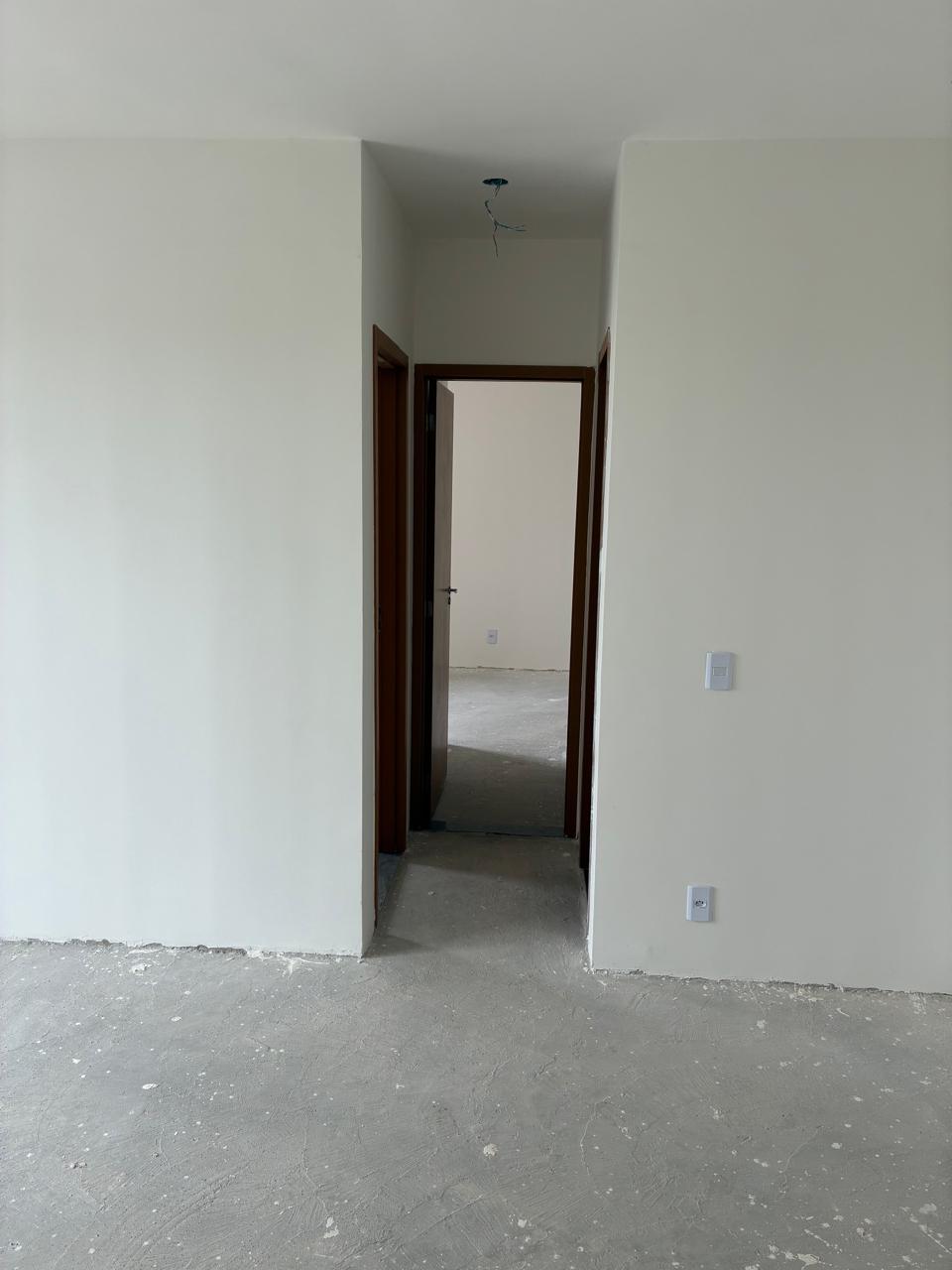 Apartamento com 2 quartos e 1 banheiro a venda, 49m2  - Center Ville - Arujá-SP