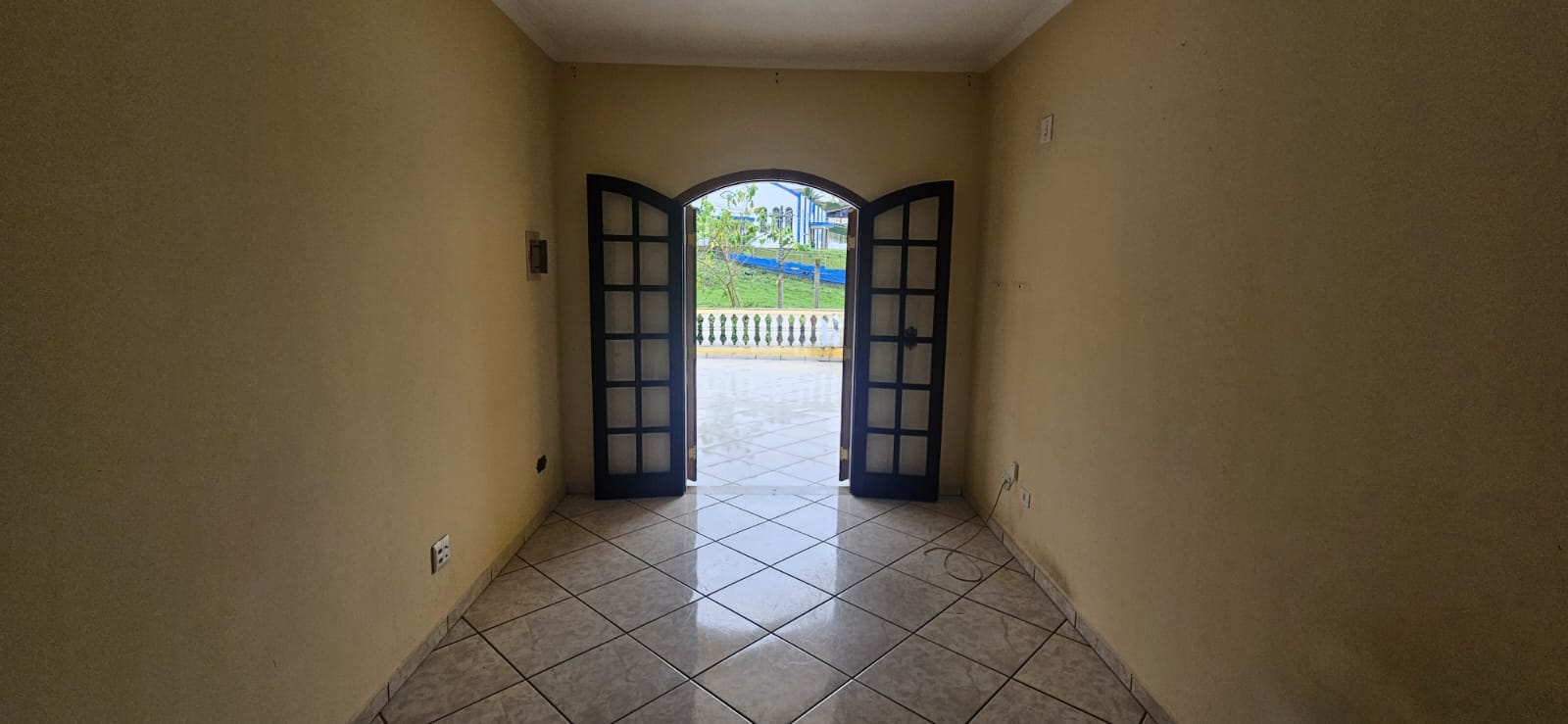 Casa a venda com 2 quartos e 2 banheiros, 140 m2 - Arujamerica - Arujá-SP