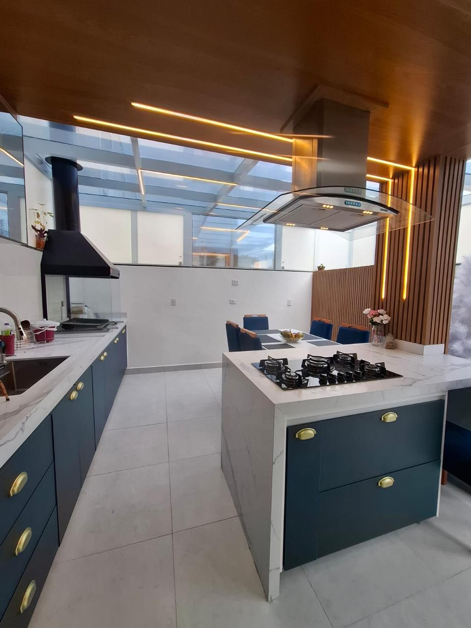 Casa com 2 quartos e 2 banheiros para locação, 57m2  -Centro Residencial - Arujá-SP