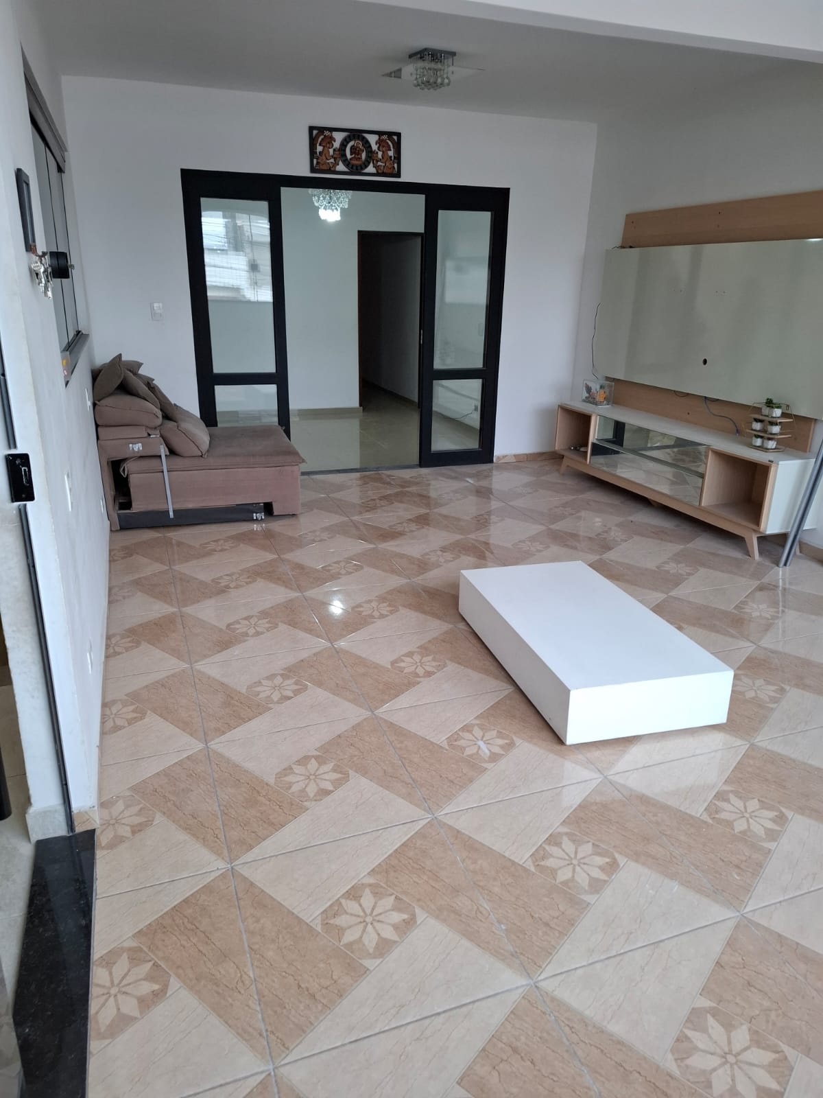 Casa com 3 quartos sendo 1 suite para locação, 120m2 - Barreto - Arujá-SP