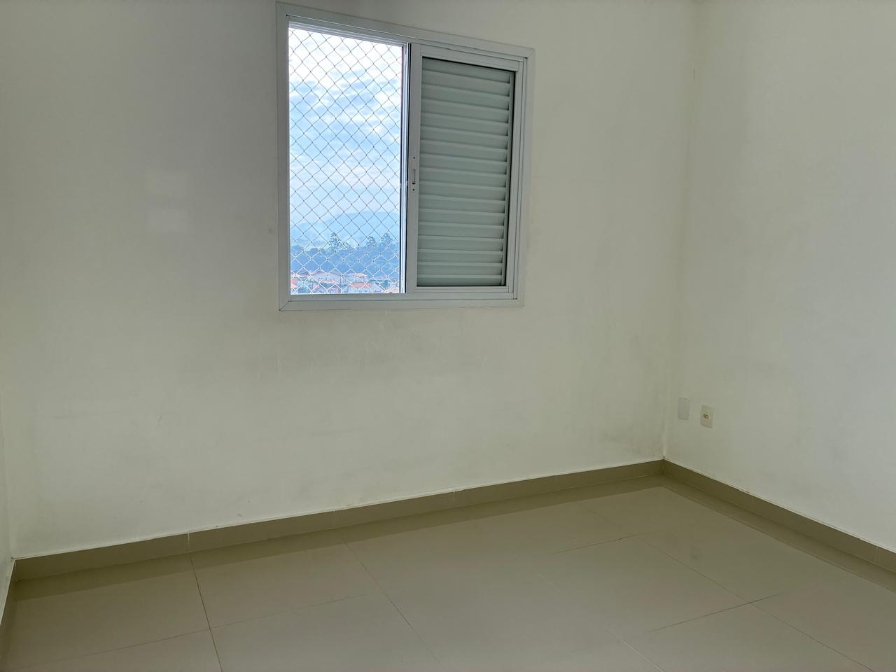 Apartamento com 3 quartos e  2 banheiros, para locação - Jordanopolis - Arujá-SP