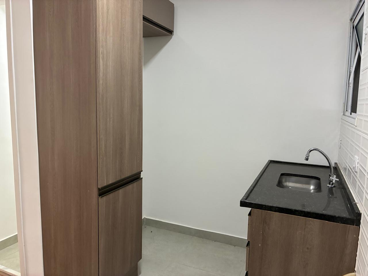 Casa com 2 quartos e 2 banheiros para locação, 70m2 - Centro residencial - Arujá-SP