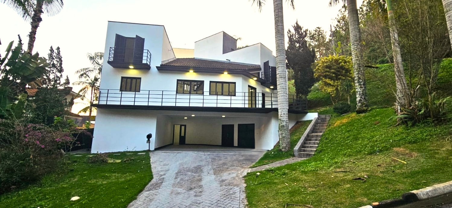 Casa em condomínio - Locação