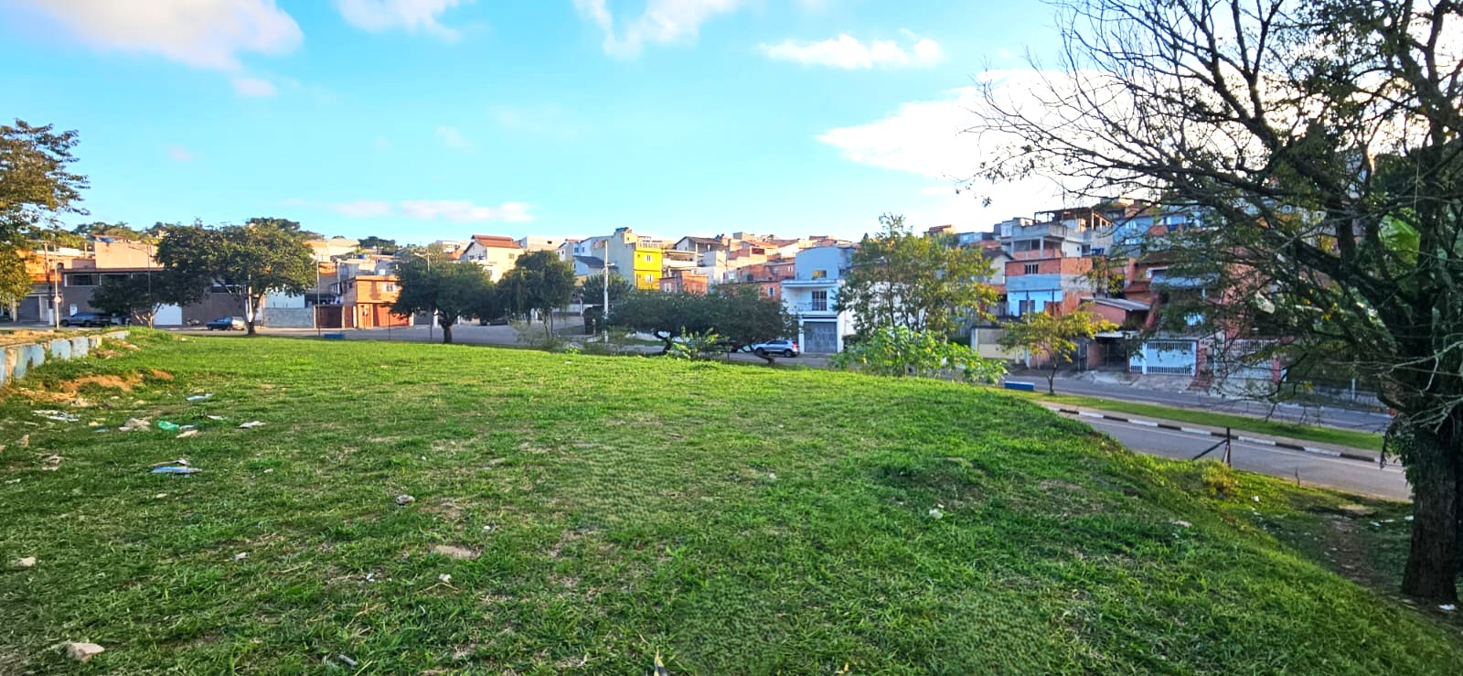Terreno com 260m2 a venda - Parque Rodrigo Barreto - Arujá-SP