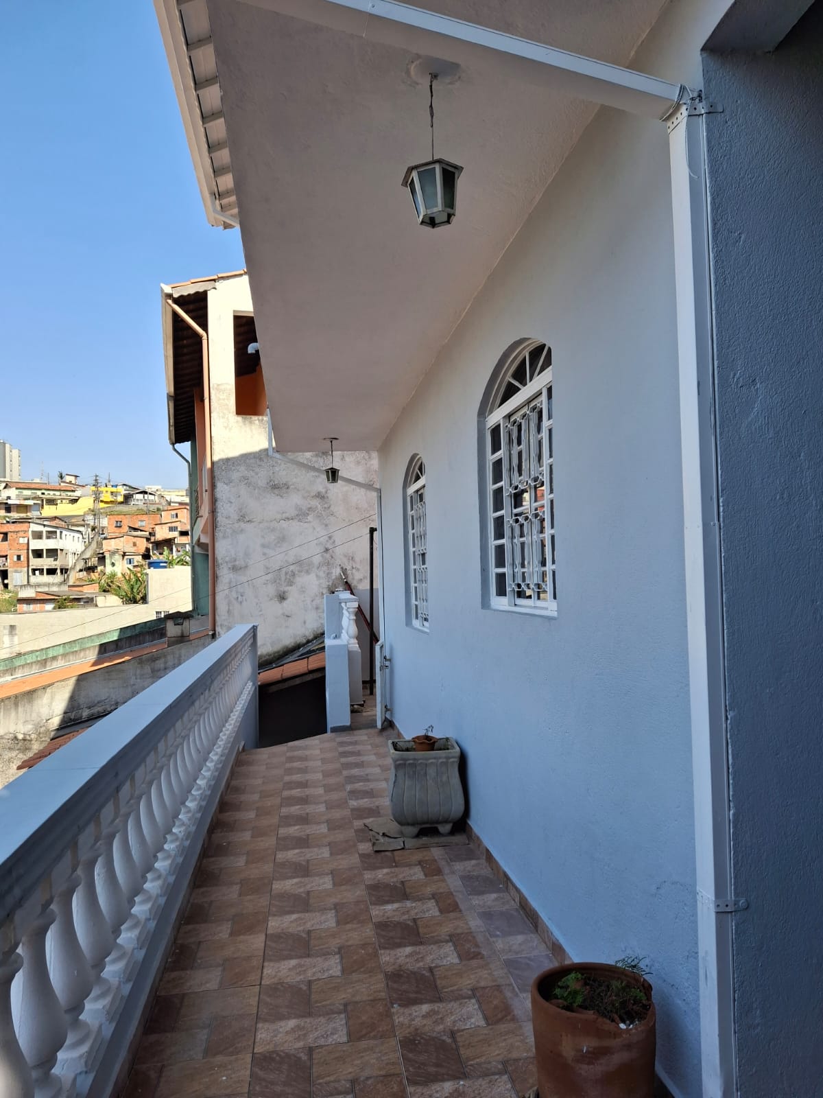 Casa com 3 quartos e 3 banheiros, para  venda 275m2 - Jardim Real - Arujá-SP