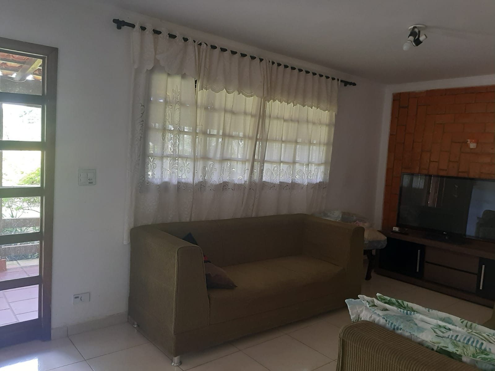 Chácara a venda localizada na cidade de Santa Isabel-SP!