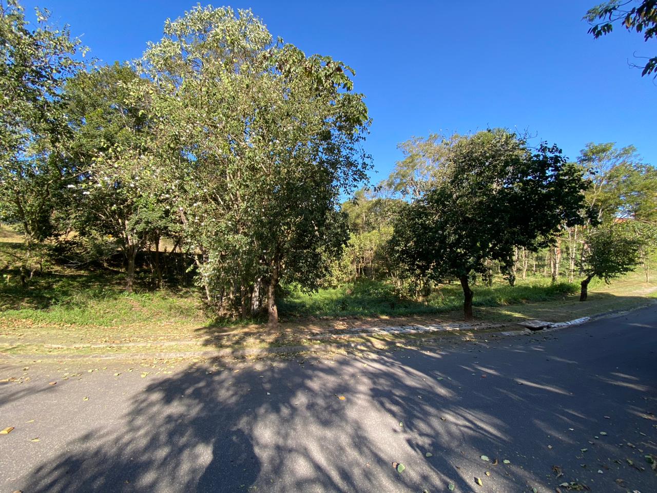 Terreno a venda no condomínio Ibirapitanga em Santa Isabel- SP!