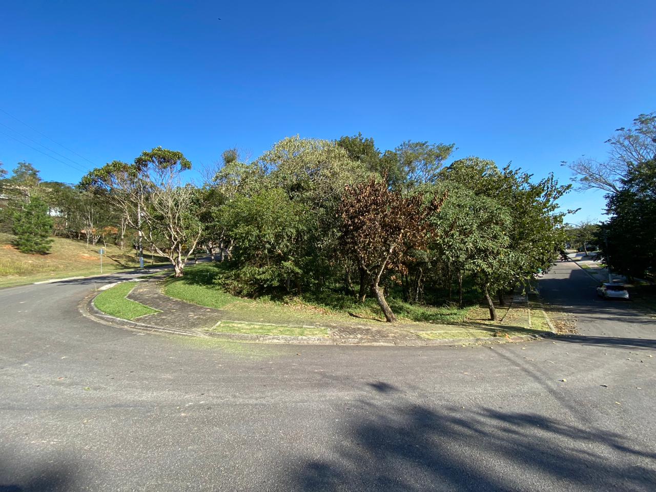 Terreno a venda no condomínio Ibirapitanga em Santa Isabel- SP!