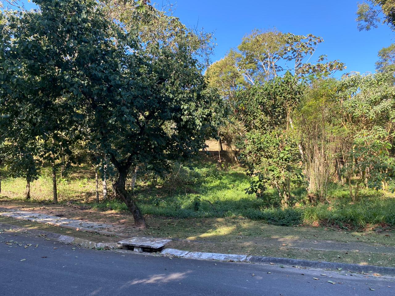 Terreno a venda no condomínio Ibirapitanga em Santa Isabel- SP!