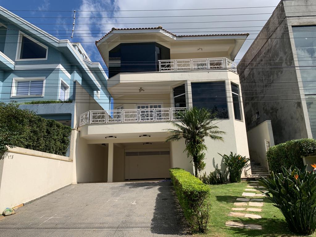 Casa em condomínio - Locação