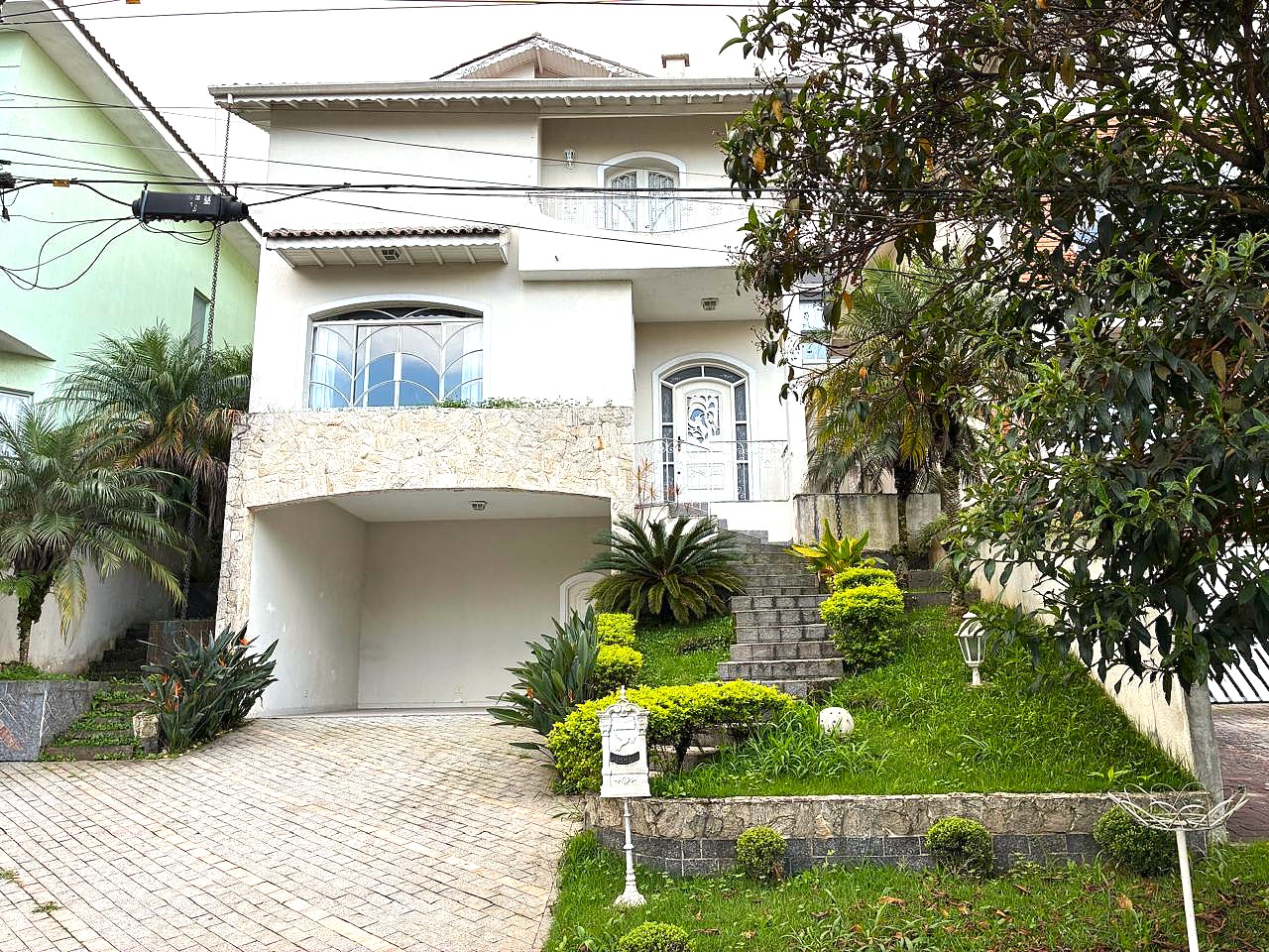 Casa em condomínio - Locação